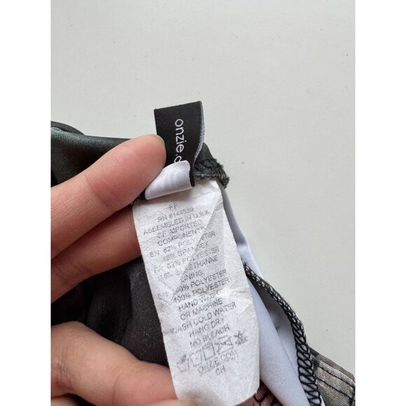 ONZIE Alpina Green Peony Floral Printed High Rise Ankle Leggings, Size M/L - Picture 12 of 13